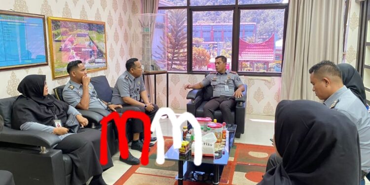 Rutan Padang Terima Tim Monitoring (SPAK) dan Survei Persepsi Kepuasan Masyarakat ( SPKP )