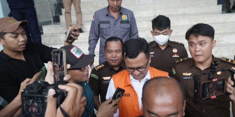 Korupsi Anggaran Perjalanan Dinas” Plt Sekwan DPRD Riau TFT Merantau Ke Rutan Sialang Bungkuk Pekanbaru