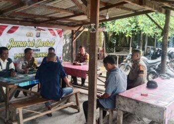 Giat Jumat Curhat Personil Polsek Rambah, Terima Keluh-kesah Masyarakat