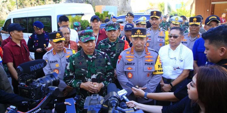 Kapolri dan Panglima TNI Melihat Langsung Kesiapan Venue GWK