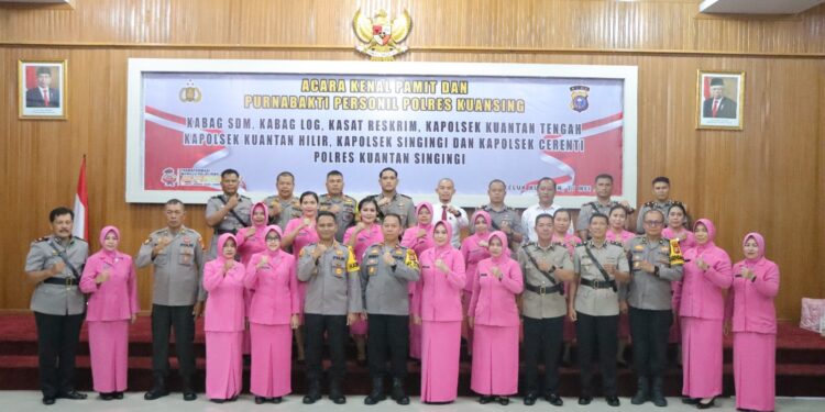 Acara Kenal Pamit dan Purnabakti Personil Polres Kuansing: Momen Penuh Haru dan Kebersamaan