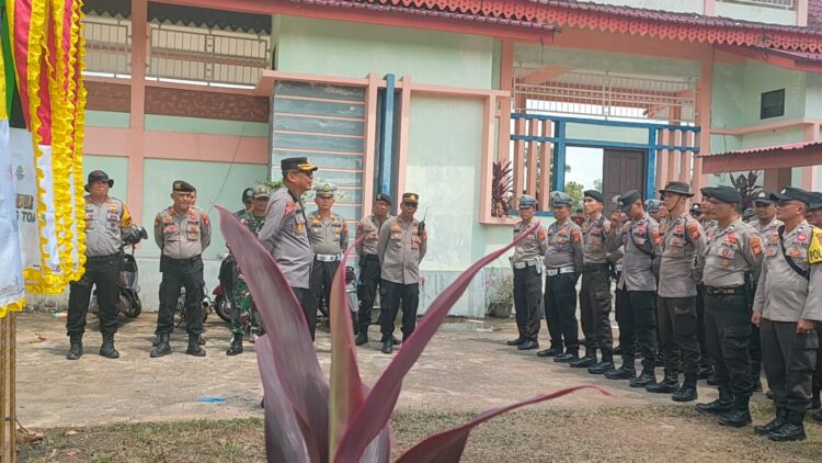 Polres Kuansing Gelar Apel Pengamanan Hari Ketiga Pacu Jalur Kecamatan Gunung Toar Tahun 2024