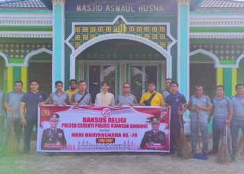 Sampena HUT Bhayangkara Ke 78 Polsek Cerenti Adakan Bakti Religi Di Masjid Asmaul Husna