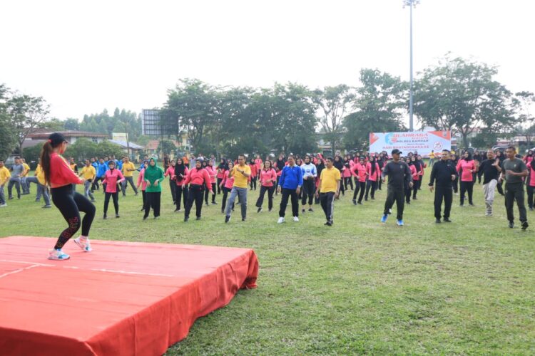 Peringati Hari Bhayangkara ke-78, Polres Kampar Gelar Olahraga Bersama