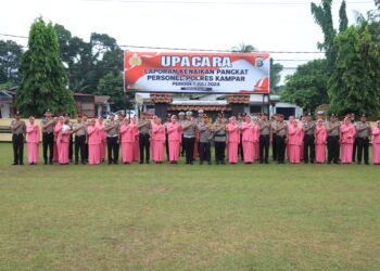 Kapolres Kampar Pimpin Upacara Kenaikan Pangkat Personil Periode 1 Juli 2024