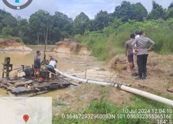 Gercap, Polsek Tapung Tangkap 3 Mesin Penambangan Ilegal di Desa Petapahan
