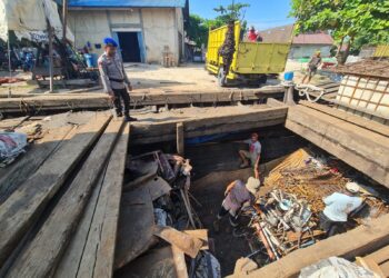 Tim Patroli Perairan Dit Polairud Polda Riau Jaga wilayah hukum perairan  kondusif, dan Ingatkan Nelayan Hindari Narkoba