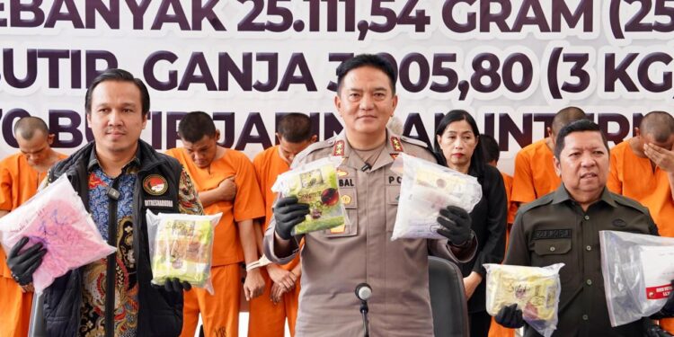 Ditresnarkoba Polda Riau Musnahkan 25 Kg dan 34 Ribu Butir Pil Ekstasi