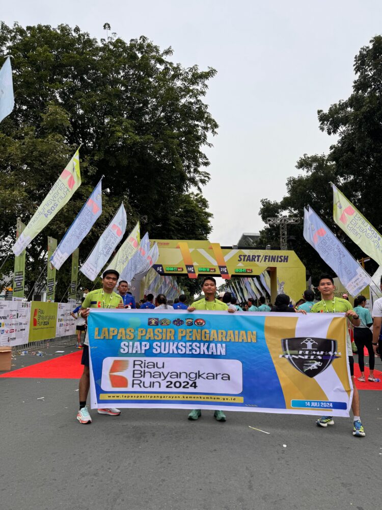 KALAPAS PASIR PENGARAIAN IKUT SUKSESKAN BHAYANGKARA RUN 2024