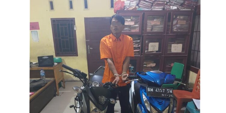 Curi 2 Sepeda Motor Mahasiswa, Pelaku Tak Berkutik Saat Ditangkap Polsek Tambang