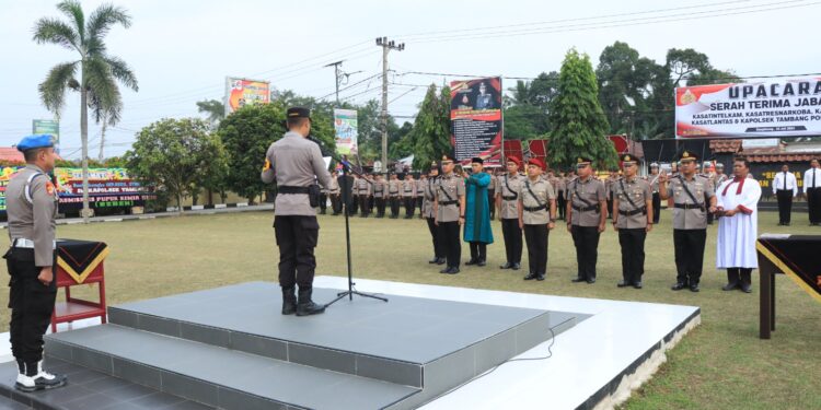 Kapolres Kampar Pimpin Sertijap Kasat Intelkam, Kasat Resnarkoba, Kasat Binmas, Kasat Lantas, dan Kapolsek Tambang