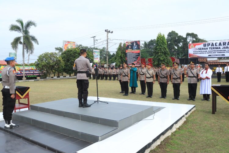 Kapolres Kampar Pimpin Sertijap Kasat Intelkam, Kasat Resnarkoba, Kasat Binmas, Kasat Lantas, dan Kapolsek Tambang