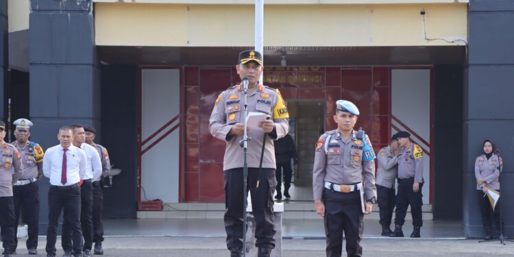 Kapolres Kuansing Pimpin Upacara Sertijab Kabag Ops, Kasat Intelkam, dan Kapolsek Hulu Kuantan