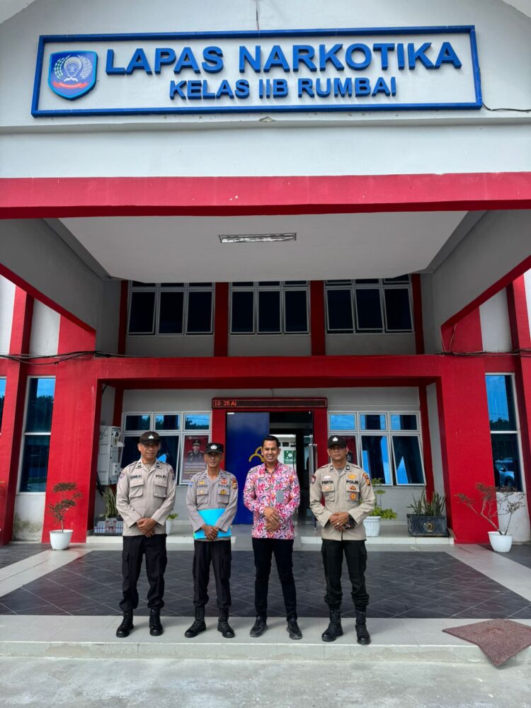 Bangun Sinergi, Lapas Narkotika Rumbai Terima Patroli Sambang Satuan Binmas Polresta Pekanbaru