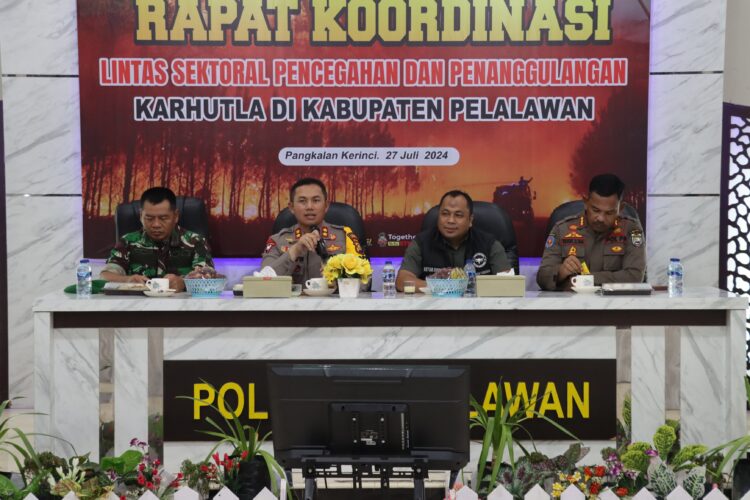 Cegah kebakaran hutan dan lahan Polres Pelalawan gelar apel kesiapsiagaan Pencegahan dan penanggulangan Karhutla tahun 2024