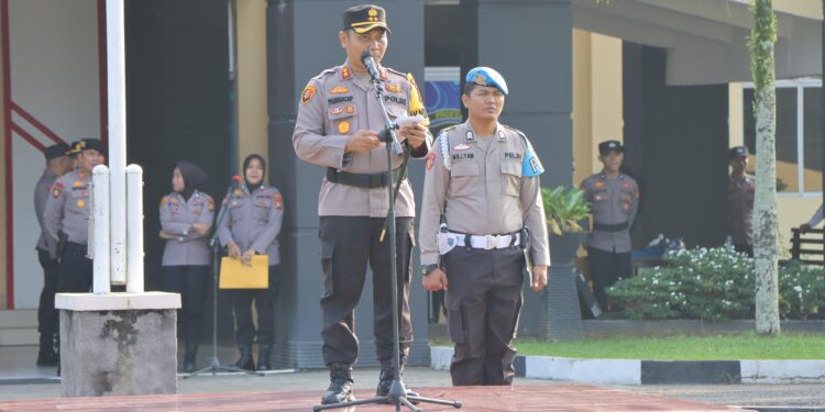 Kapolres Kuansing Pimpin Apel Gelar Pasukan Kesiapsiagaan Penanggulangan Karhutla di Kabupaten Kuansing