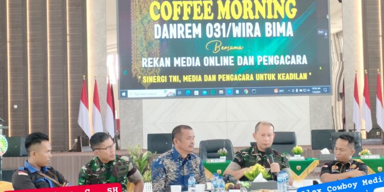 Merasa hebat” dan Tampa Tau Aturan Oknum Wartawan Alex Cowboy, Keluarkan Anggota Grub Pers Danrem dan Grub Dirlantas Polda Riau