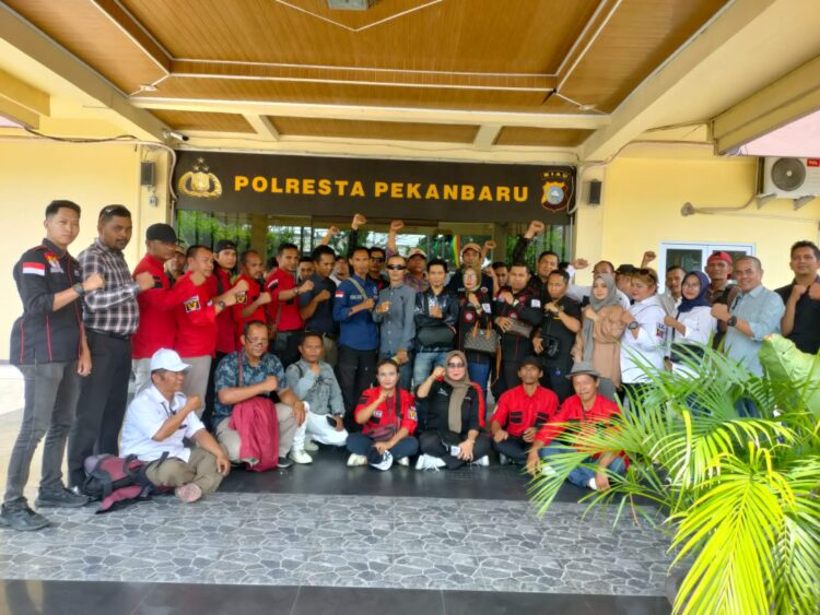 Kecewa Sikap Kasatreskrim Polresta Pekanbaru, Ratusan Wartawan Akan Gelar Aksi Ke Polresta dan Mapolda Riau