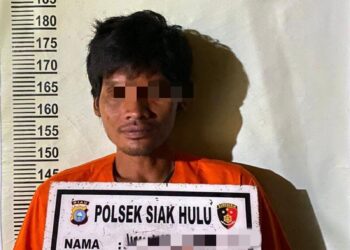 Bongkar Rumah Warga, Pelaku Diseret ke Polsek Siak Hulu