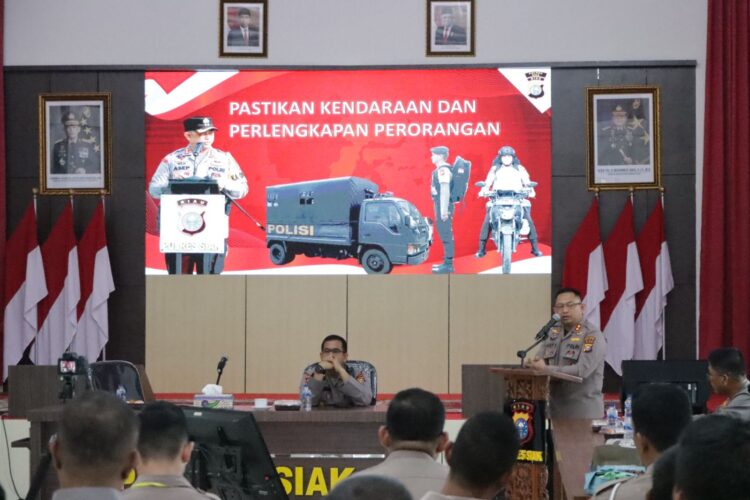 Kapolres Siak AKBP Asep Sujarwadi Buka Latihan Pra Operasi Jelang Pengamanan Pilkada di Kabupaten Siak