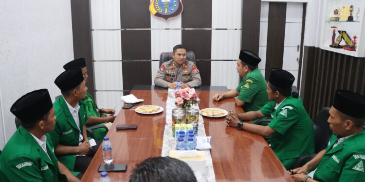 AKBP Aprizal Asri, SIK Bersama Pengurus Pimpinan Cabang Gerakan Pemuda ANSOR Kabupaten Pelalawan Jalin Silaturahmi dan Cooling System