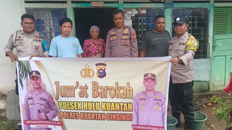 Polres Kuansing Bersama Polsek Jajaran Gelar Jumat Curhat dan Jumat Barokah