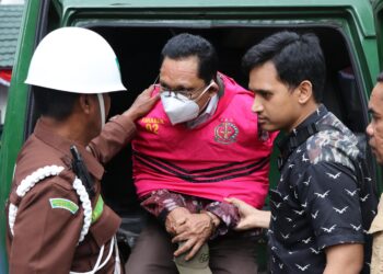 Kejati Maluku Berhasil Tangkap DPO Tipikor  Sekda SBT