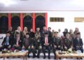 Kapolres Pelalawan Hadiri Upacara kehormatan dan renungan Suci memperingati HUT RI ke 79 di Taman Makam Pahlawan Setia Negara Kabupaten Pelalawan
