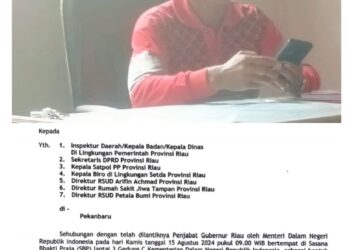 Kepala Sekolah SMKN I Tuah Kemuning Abaikan Himbauan Surat Edaran Pemasangan Foto Pj Gubernur Riau