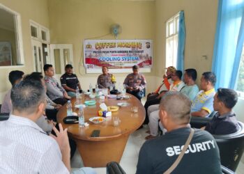 Ciptakan Susana Sejuk Saat Menuju Pilkada, Kapolsek Pasir Penyu Coffee Morning Bersama Buruh