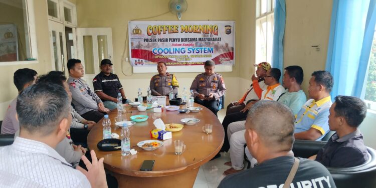 Ciptakan Susana Sejuk Saat Menuju Pilkada, Kapolsek Pasir Penyu Coffee Morning Bersama Buruh