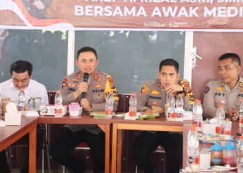 Kapolres Pelalawan AKBP Aprizal Asri, SIK Jalin Silaturahmi Bersama Awak Media