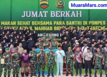 KOREM 031/WB Jumat Berkah Makan Sehat Bersama di Ponpes Asy Syekh Abdull Wahhab