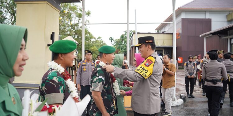 Pelepasan Brigjen TNI Dany, Diarak Pakai Baracuda, Dikawal Jendral Bintang Dua