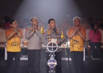Jenderal Listyo Sigit Hadiri Penutupan Turnamen Bola Voli Kapolri Cup 2024 di Polda Kalbar