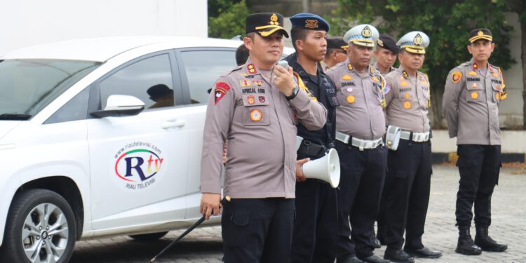 Kapolres Pelalawan Pimpin Apel Gabungan Pengamanan Debat Publik Paslon Bupati dan Wakil Bupati Kabupaten Pelalawan