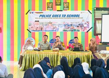 Sat Lantas Polres Siak bersama Jasa Raharja Sosialisasikan Keselamatan Berlalulintas Kepada Pajar di MAN 1 Siak