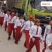 Mobil Dum Truk Tanah Giling Siswa SDN” Puluhan Siswa/i Salembaran 2 Gelar Aksi