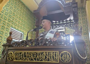 Team Da’i Polri Polres Kuansing Tampil Khutbah Jumat