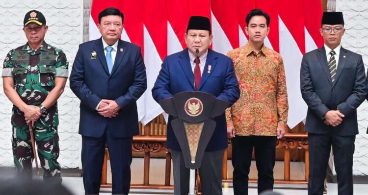 Panglima TNI Antar Presiden RI Prabowo Berangkat Kunjungan Perdana ke Luar Negeri