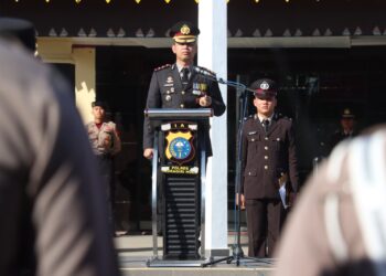 Pimpin Upacara Peringati Hari Pahlawan, Kapolres Inhu Katakan” Teladani Pahlawanmu, Cintai Negerimu