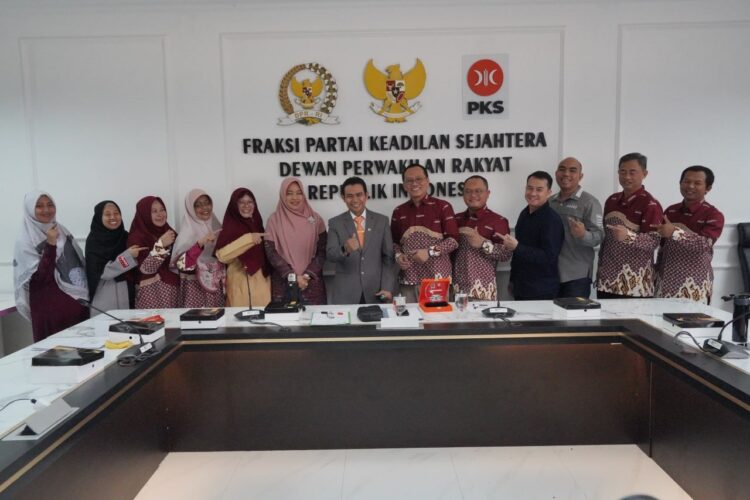 Hendry Munief Terima Kunjungan Pengurus Pusat Genpro