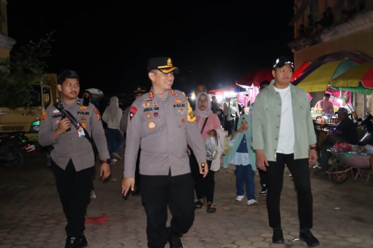 Kerahkan Personil Polres Pelalawan Dan Personil Sat Brimob Polda Riau Pengamanan Kampanye Paslon No urut 2 H Zukri – H Husni Tamrin