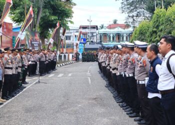 Kapolres Kuansing AKBP Pangucap Pimpin Apel Pengamanan Rapat Rekapitulasi Suara Pilkada Serentak 2024 di Tingkat Kabupaten