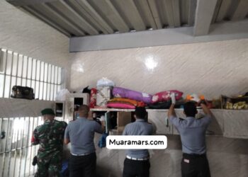 Tindaklanjuti Arahan Menteri Imipas, Lapas Narkotika Rumbai Gelar Razia Insidentil