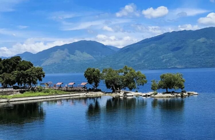 Investor dari Arab Saudi Bakal Bangun PLTS Terapung di Danau Singkarak Rp50 Triliun