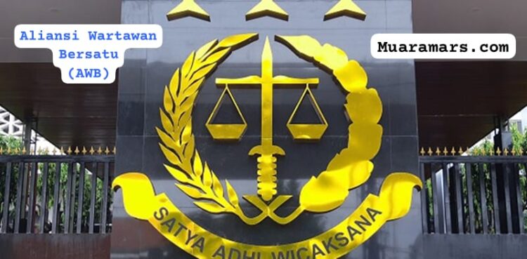 Kejagung Diminta Bereskan Masalah Penyimpangan Impor Minyak