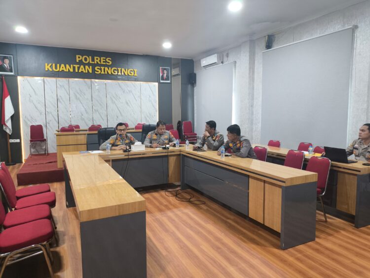 Rapat Ketahanan Pangan Tahun 2025, Polres Kuansing Laksanakan Zoom Meeting