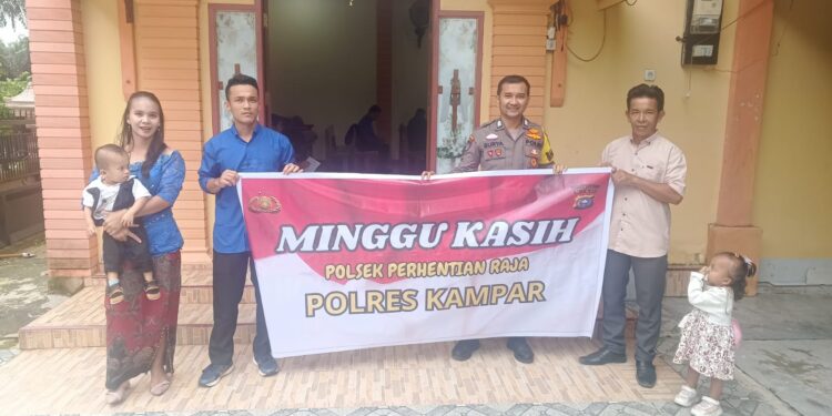 Polsek Perhentian Raja Gelar Minggu Kasih, dan Patroli di Gereja Dalam Rangka Kamtibmas