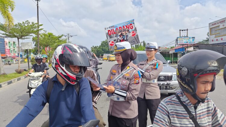 Dirlantas Polda Riau Gencar Melaksanakan Kegiatan Edukasi Di Hari Ke-2 Lancang Kuning